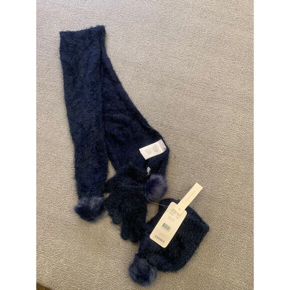 Mayoral Kids 6-9 3 in 1 Set Blue Fuzzy Pompom Hat Scarf Mitten New - Picture 5 of 5